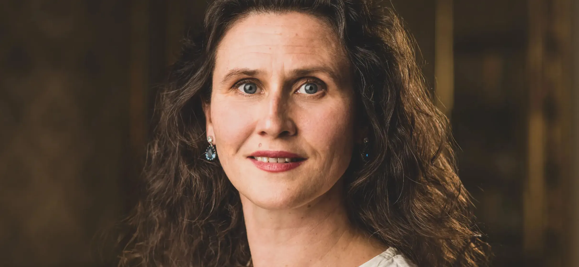 – Det er en stor glede og ære å få vende tilbake og holde åpningstalen for årets festspill – ikke minst når Nasjonalballetten også åpner programmet med Láhppon/Lost, sier Ingrid Lorentzen. Foto: Caroline Roka.