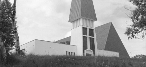 Byvandring som fokuserer på arkitekten Hovigs påvirkning av Harstads bybilde. Sør-Troms museum